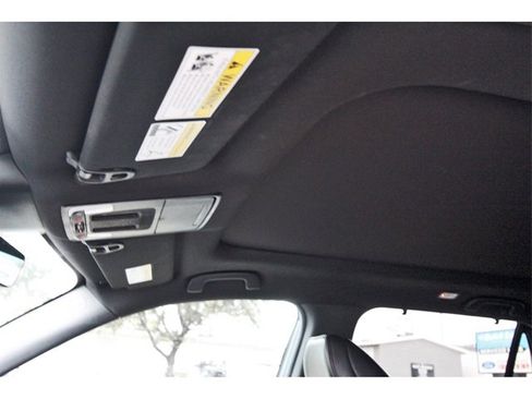 Used 2025 Honda Pilot Black Edition image 29