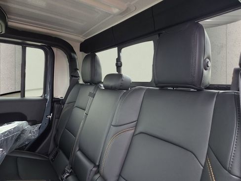 New 2026 Jeep Gladiator Sport image 6