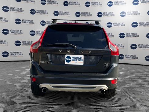 Used 2012 Volvo XC60 T6 R-Design image 4