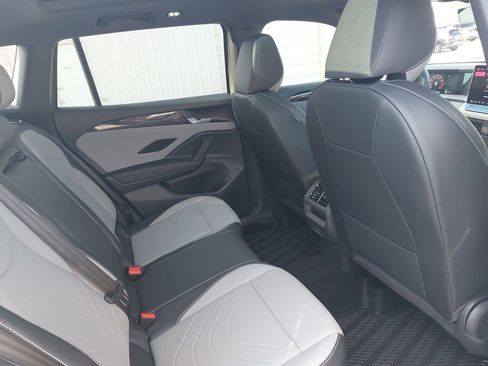 New 2026 Volkswagen Tiguan SE R-Line AWD/4WD image 32