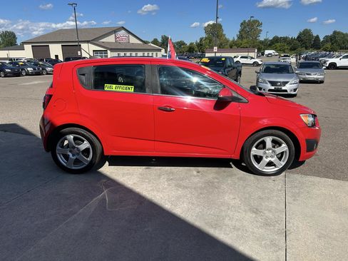 Used 2015 Chevrolet Sonic LTZ FWD image 4