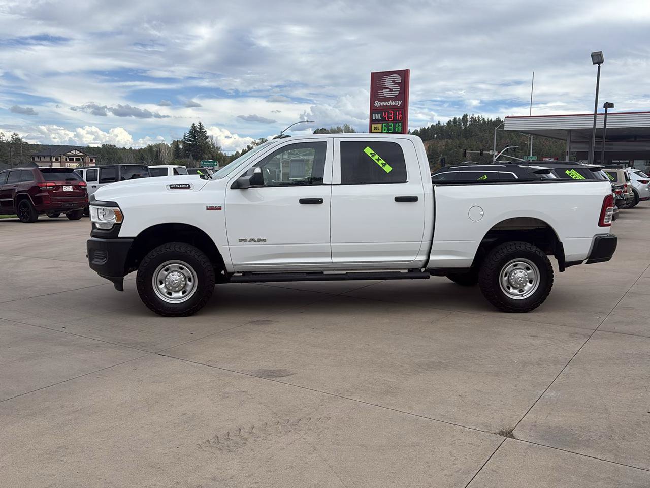 Used 2022 RAM 2500 Tradesman AWD/4WD image 4