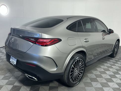 Used 2024 Mercedes-Benz GLC 300 4MATIC image 9