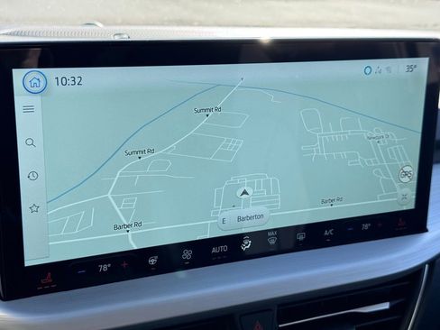 Used 2026 Ford Escape Platinum w/ Premium Technology Package image 21