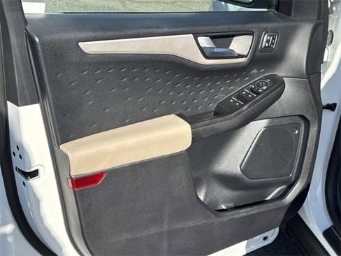 Used 2020 Ford Escape SEL image 20