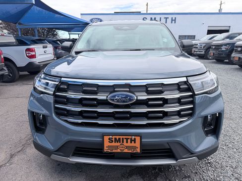 New 2026 Ford Explorer Active w/ Active Comfort Package image 2