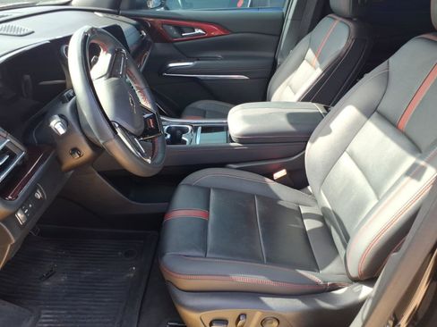 Used 2024 Chevrolet Traverse RS w/ LPO, Floor Liner Package FWD image 3
