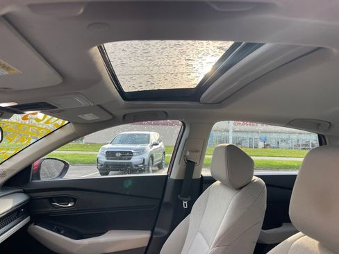 Certified 2023 Honda Accord EX image 9