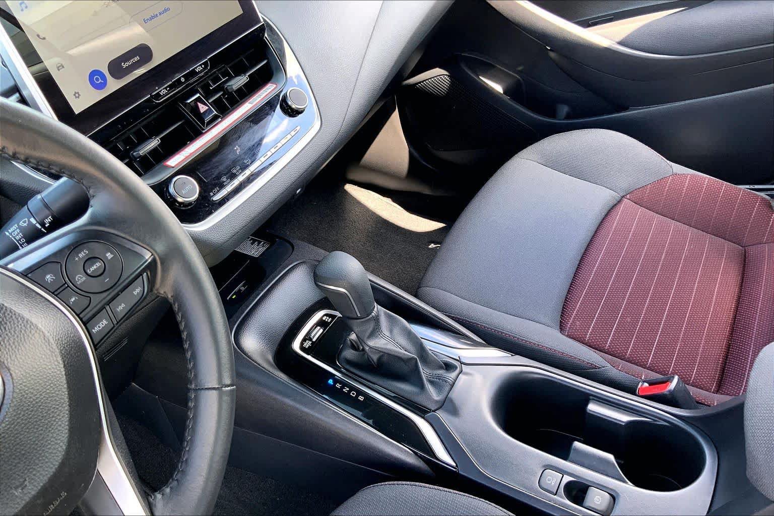 Certified 2026 Toyota Corolla SE w/ SE Package FWD image 16