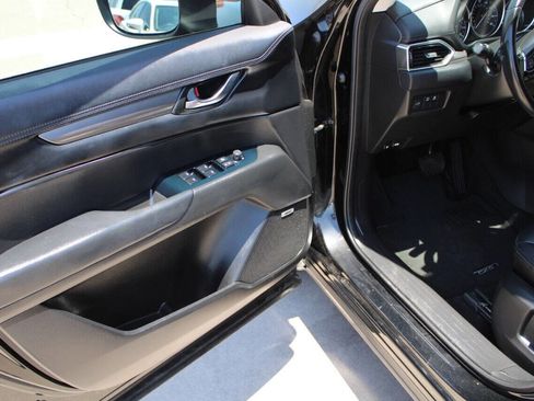 Used 2018 MAZDA CX-5 Touring w/ Preferred Equipment Package image 9