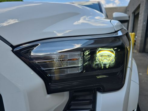 New 2026 Toyota Tacoma SR5 AWD/4WD image 31
