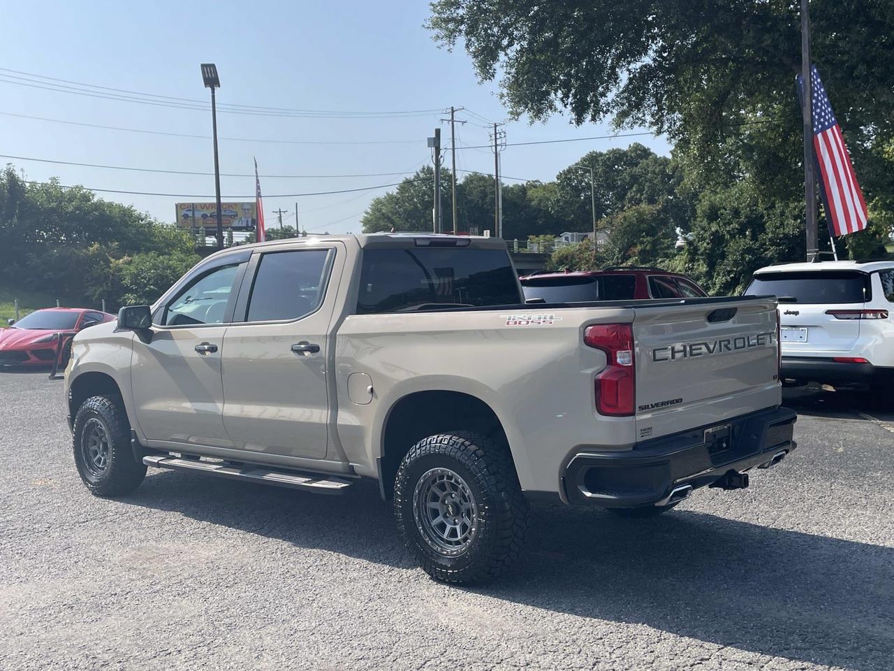 Used 2023 Chevrolet Silverado 1500 LT Trail Boss w/ Protection Package AWD/4WD image 4