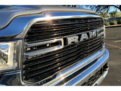 Used 2021 RAM 2500 Big Horn image 31