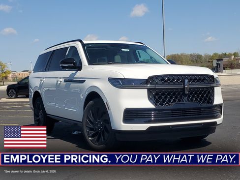 New 2026 Lincoln Navigator Reserve AWD/4WD image 1