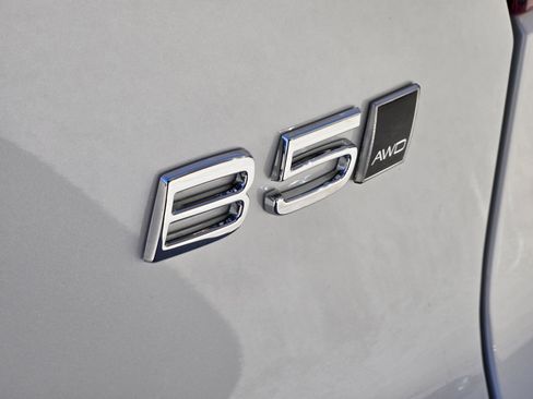 New 2026 Volvo XC40 B5 Plus w/ Protection Package Premier image 14