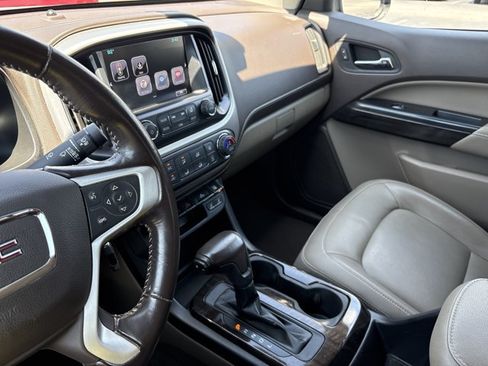 Used 2017 GMC Canyon SLT w/ Driver Alert Package RWD image 15