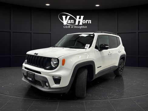 Used 2023 Jeep Renegade Altitude AWD/4WD image 3