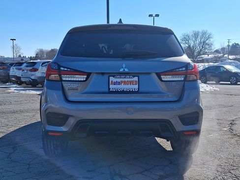 Used 2022 Mitsubishi Outlander Sport SE image 5