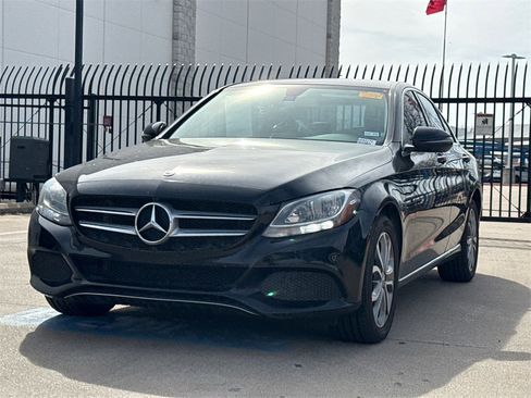 Used 2018 Mercedes-Benz C 300 4MATIC Sedan image 2