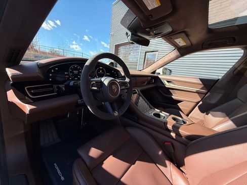 New 2026 Porsche Taycan GTS image 4