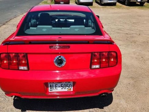 Used 2007 Ford Mustang GT Premium RWD image 4