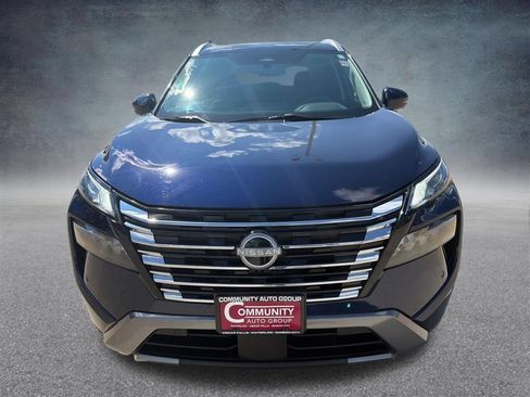 Used 2024 Nissan Rogue SL w/ SL Premium Package AWD/4WD image 10