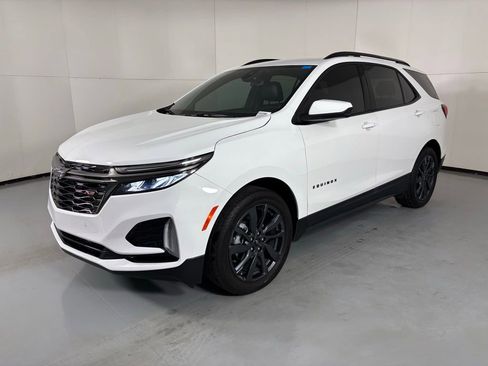 Used 2023 Chevrolet Equinox RS image 5