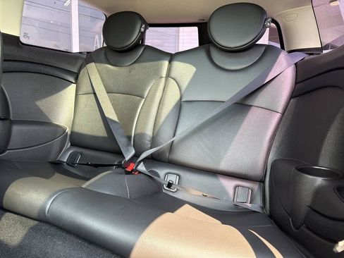 Used 2013 MINI Cooper Clubman FWD image 22