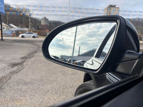 Used 2020 Kia Optima LX image 10