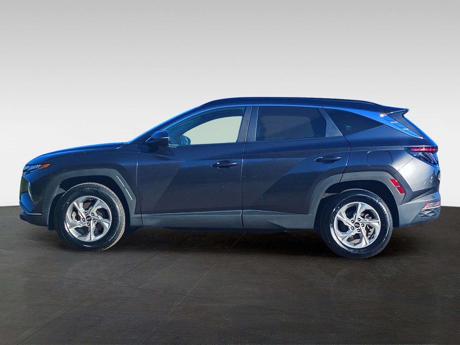 Certified 2023 Hyundai Tucson SEL AWD/4WD image 8