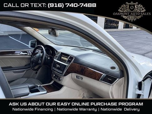 Used 2013 Mercedes-Benz GL 550 4MATIC image 12
