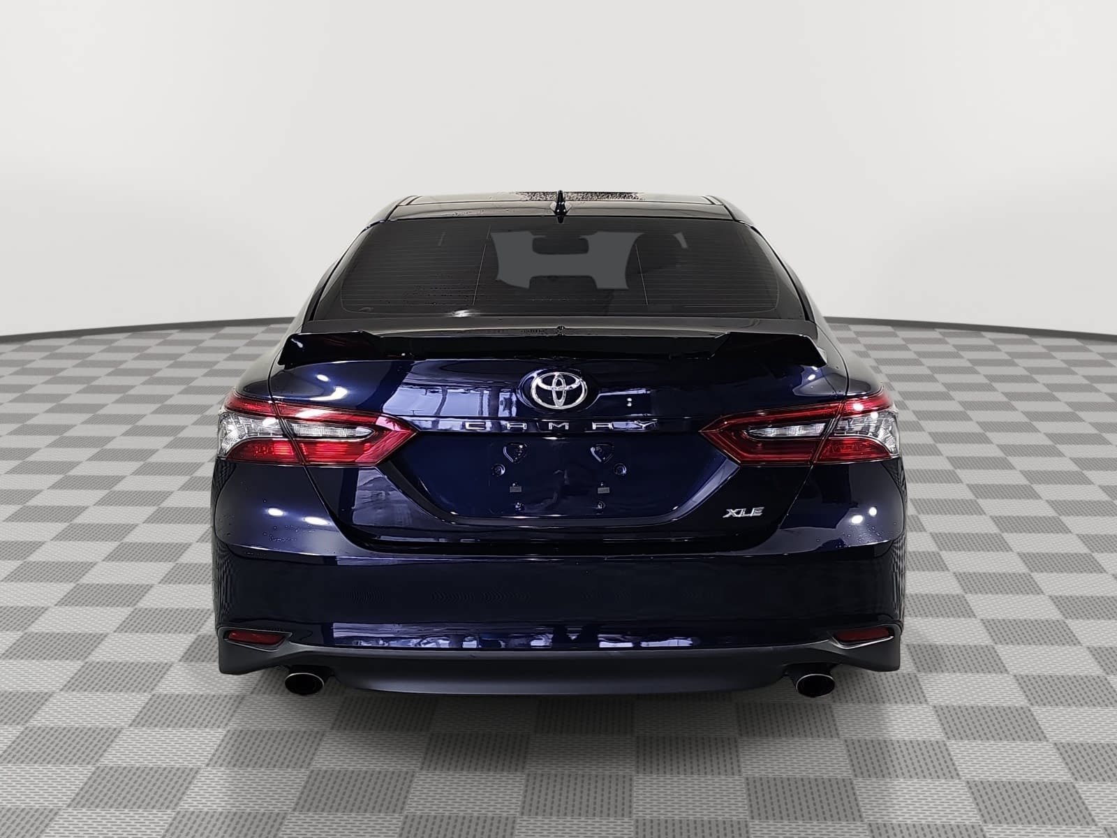 Used 2022 Toyota Camry XLE FWD image 7