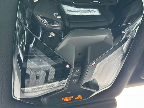 Used 2025 BMW X3 xDrive30i w/ Convenience Package image 23