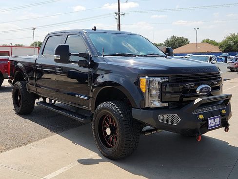 Used 2019 Ford F250 Lariat AWD/4WD image 4