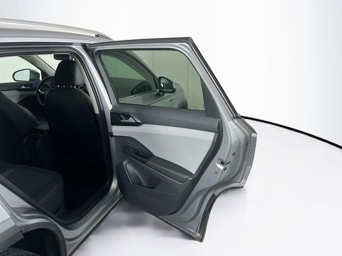 Used 2023 Volkswagen Taos SE FWD image 28
