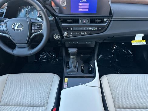 New 2025 Lexus ES 350 350 image 15