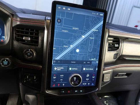 Used 2024 Ford Expedition Max Limited image 24