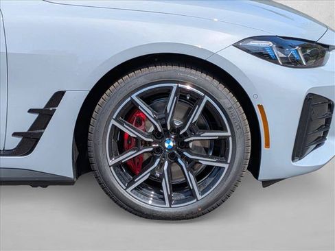 New 2026 BMW i4 xDrive40i w/ M Sport Package AWD/4WD image 10