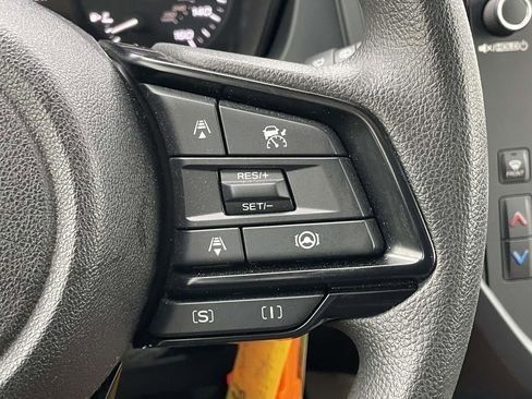 Certified 2025 Subaru Forester AWD/4WD image 11