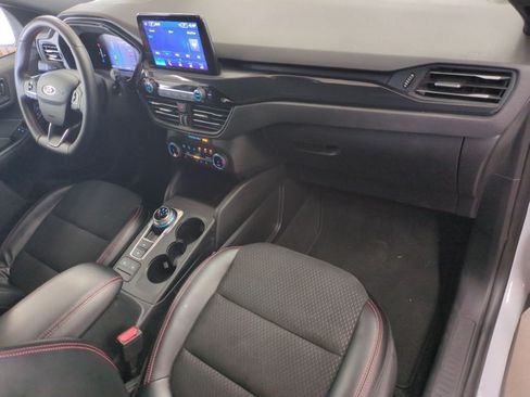 Used 2025 Ford Escape ST-Line Select AWD/4WD image 17