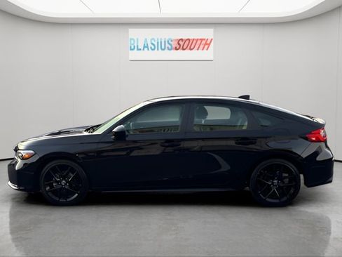 Used 2025 Honda Civic Sport image 5