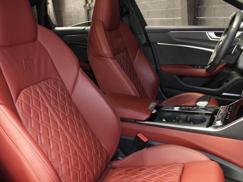 Used 2023 Audi S6 Prestige image 48