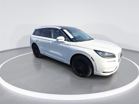 Used 2021 Lincoln Corsair Reserve w/ Equipment Group 201A image 2