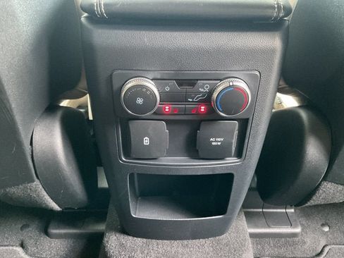 Used 2020 Ford Explorer Limited AWD/4WD image 33