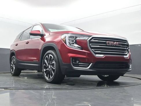 Used 2023 GMC Terrain SLT w/ LPO, Floor Liner Package FWD image 51