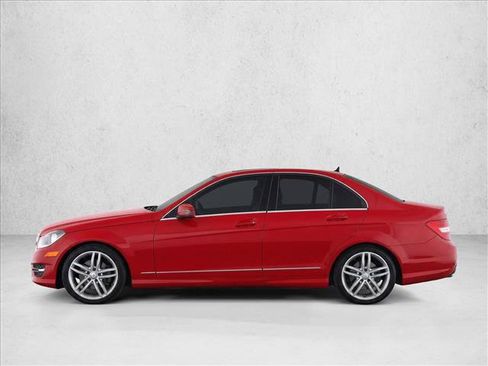Used 2013 Mercedes-Benz C 250 Sedan image 4