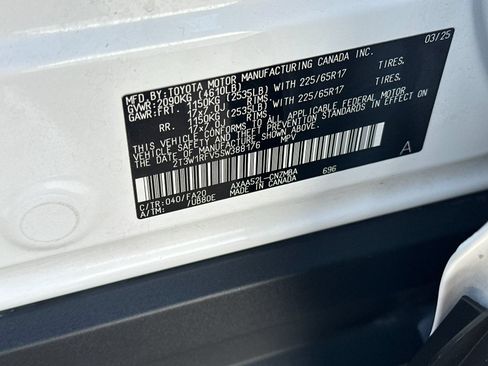 Used 2025 Toyota RAV4 XLE FWD image 26