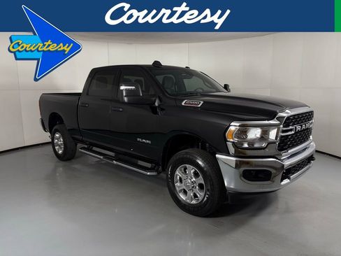Used 2024 RAM 2500 Big Horn w/ Bed Utility Group image 1