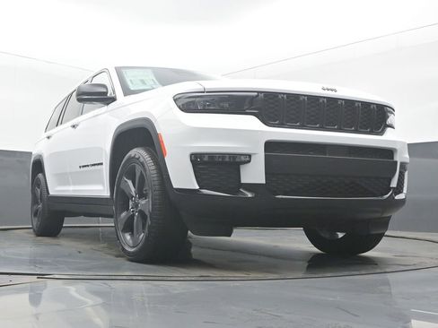 New 2025 Jeep Grand Cherokee L Limited image 55