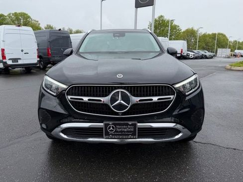 Used 2023 Mercedes-Benz GLC 300 4MATIC image 2